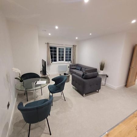 Luxury 2 Bed Apartment In The Heart Of Rochester Wainscot Esterno foto