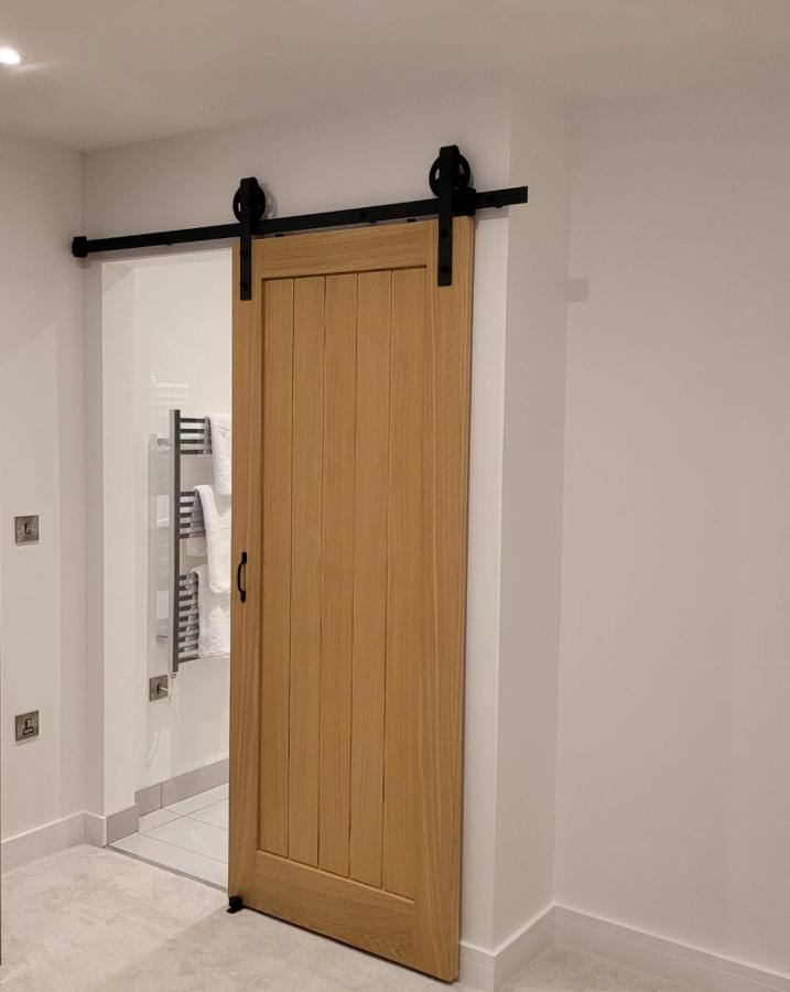 Luxury 2 Bed Apartment In The Heart Of Rochester Wainscot Esterno foto