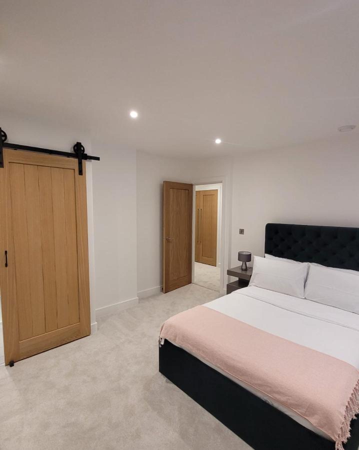 Luxury 2 Bed Apartment In The Heart Of Rochester Wainscot Esterno foto