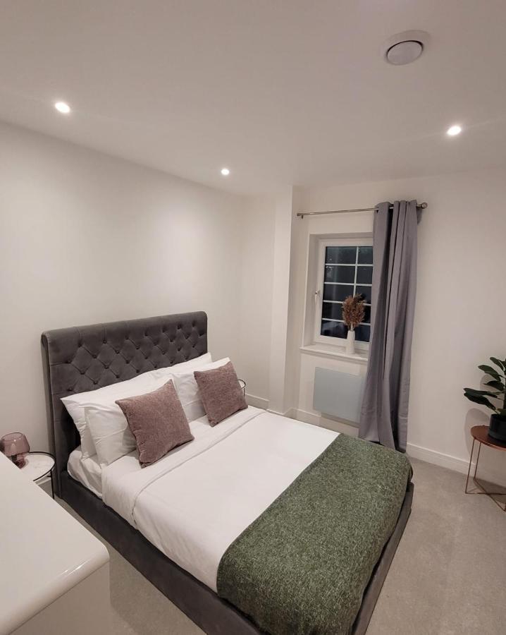 Luxury 2 Bed Apartment In The Heart Of Rochester Wainscot Esterno foto